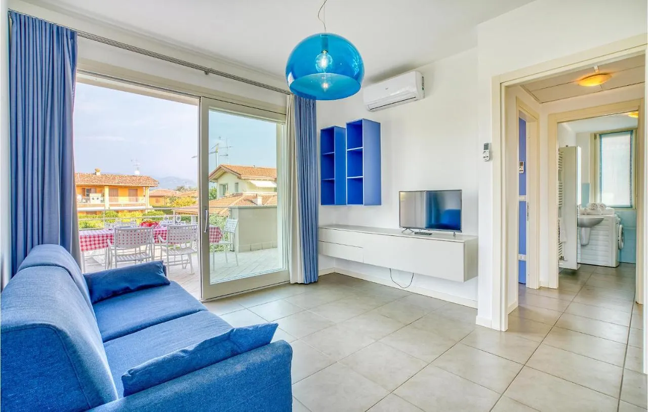 2 Bedroom Lovely Apartment In Puegnago Sul Garda Raffa إيطاليا